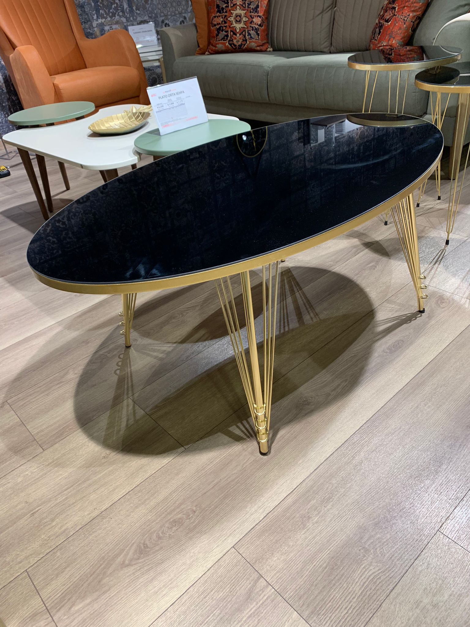 SİYAH GOLD ORTA SEHPA